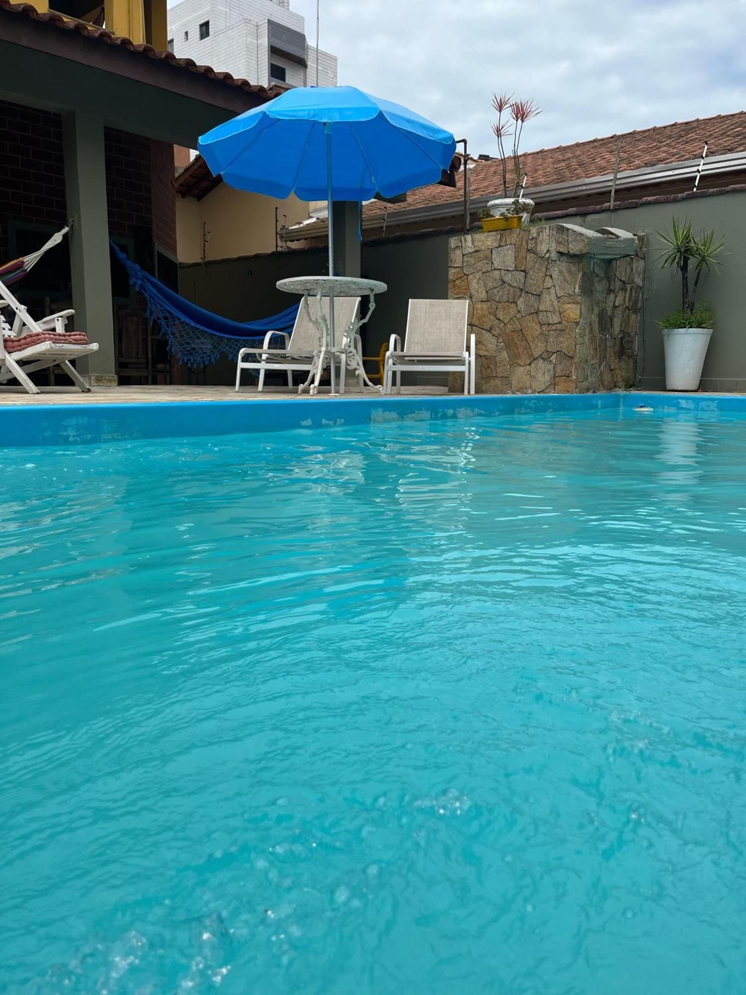 Lindo Sobrado Amarelo -próximo a praia Mongaguá Exterior foto